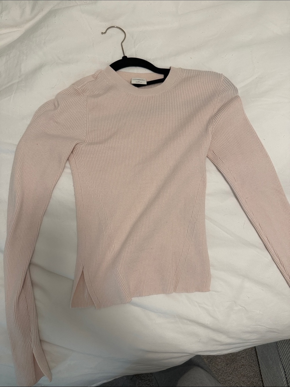Abercrombie & Fitch Pale Ribbed Crew Neck Sweater